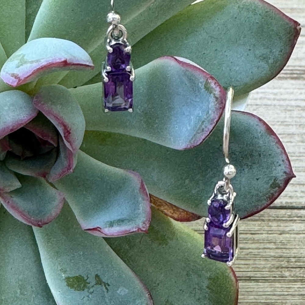 Amethyst gemstone earring in sterling silver. 1” length